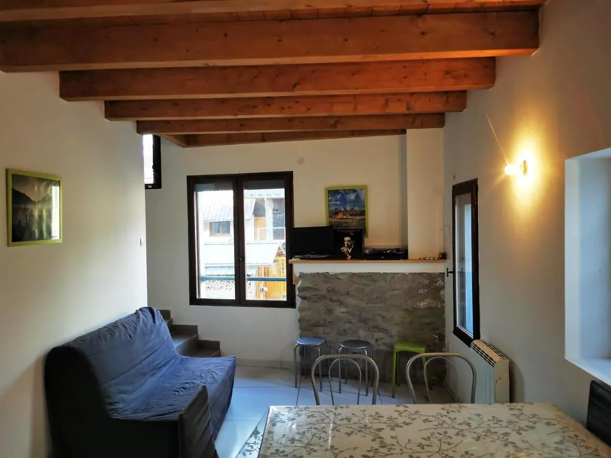 Apartmán Appartement 4-6 Personnes A Proximite Des Stations Et Grands Cols Saint Avre la Chambre